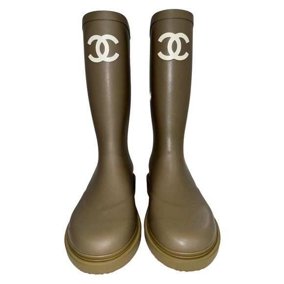 Chanel REV Dark Beige Moss Green White CC Logo High Pull On Rubber Rain Boots 42 - Picture 7 of 15